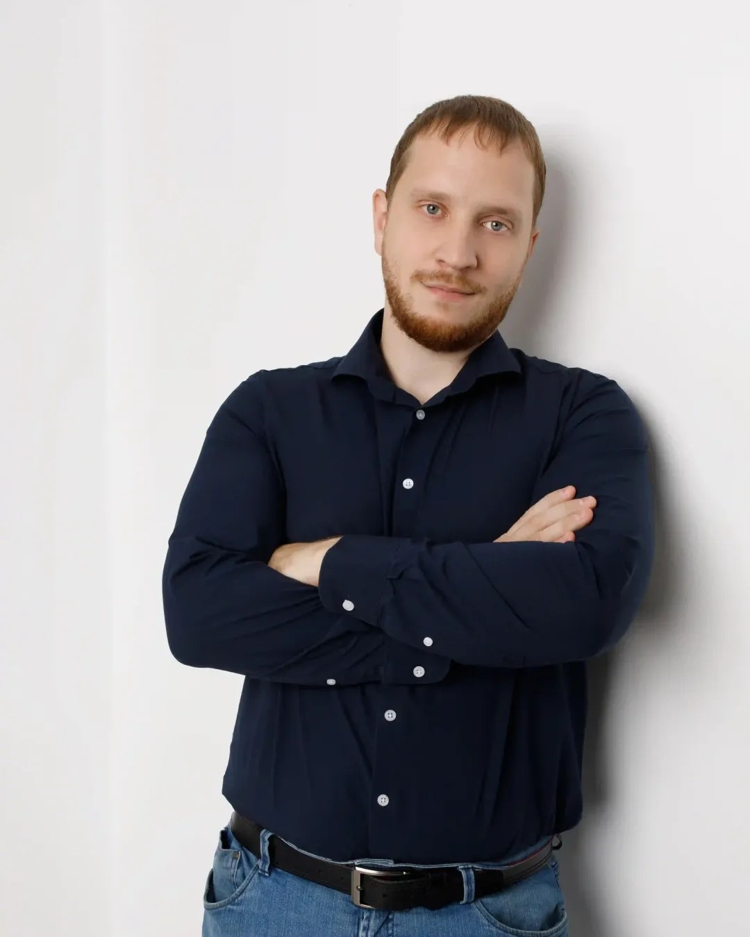 Владимир Антонов